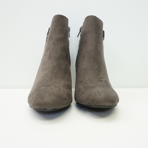 NEW Apri High Heel Ankle Boot Bootie Gray Grey 10 - Picture 3 of 8